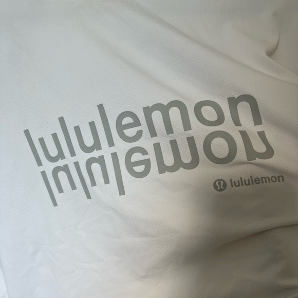 Lululemon top - Picture 3 of 9